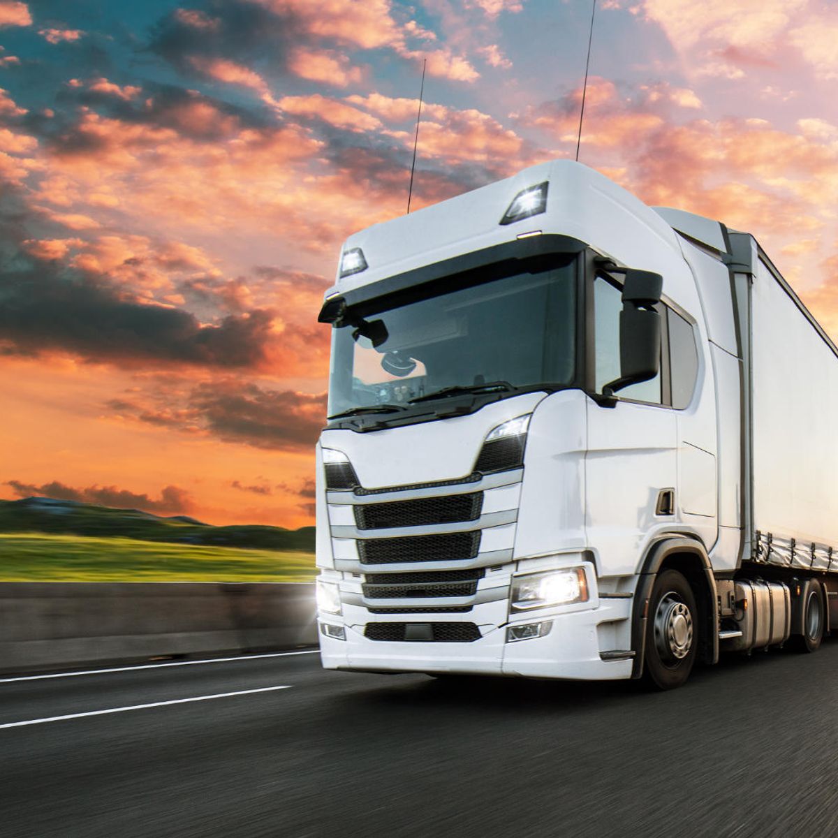 Europa trucks. Фура. Транспортная логистика. Европа 3 Грузовики